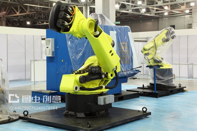 汽車工業的兩大機器人 協作機器人與多關節工業機器人